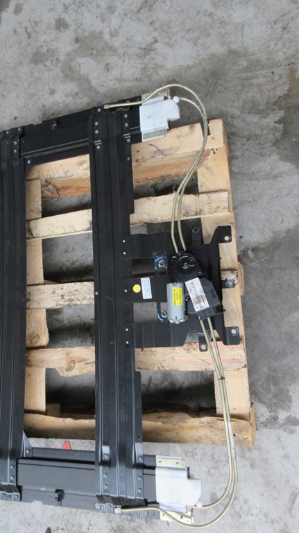 фото №9, Audi a8 s8 d3 4e 4e0959591 4e0877041d люк крыша