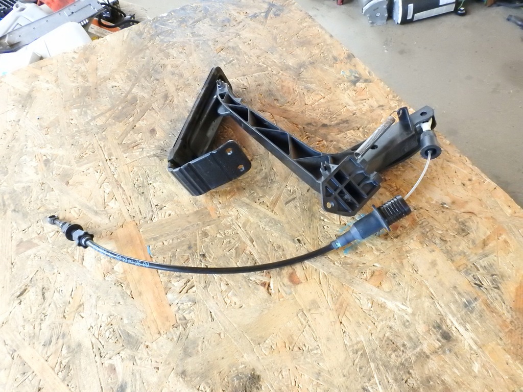 фото №1, Mercedes slk r170 трос газа 1703001430