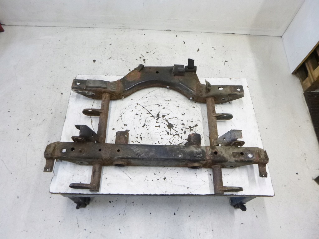 фото №1, Підрамник задня mercedes w163 4.3 2001r.