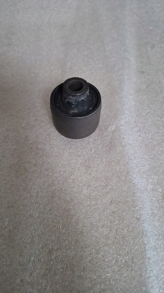 фото №1, Втулка оригинальный номер 431407183ano