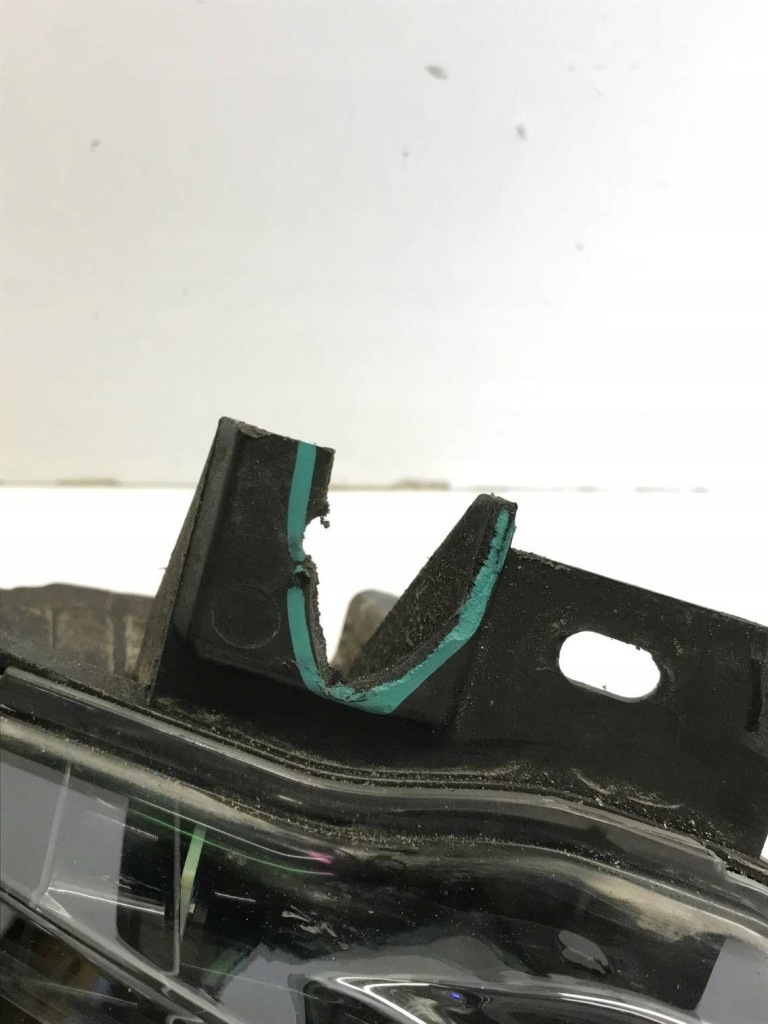 Tesla model 3 y протитуманна фара передній лівий 1624797-00-a Ціна