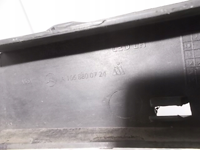 Решётка левая mercedes ml a1668800724 оригинал Цена