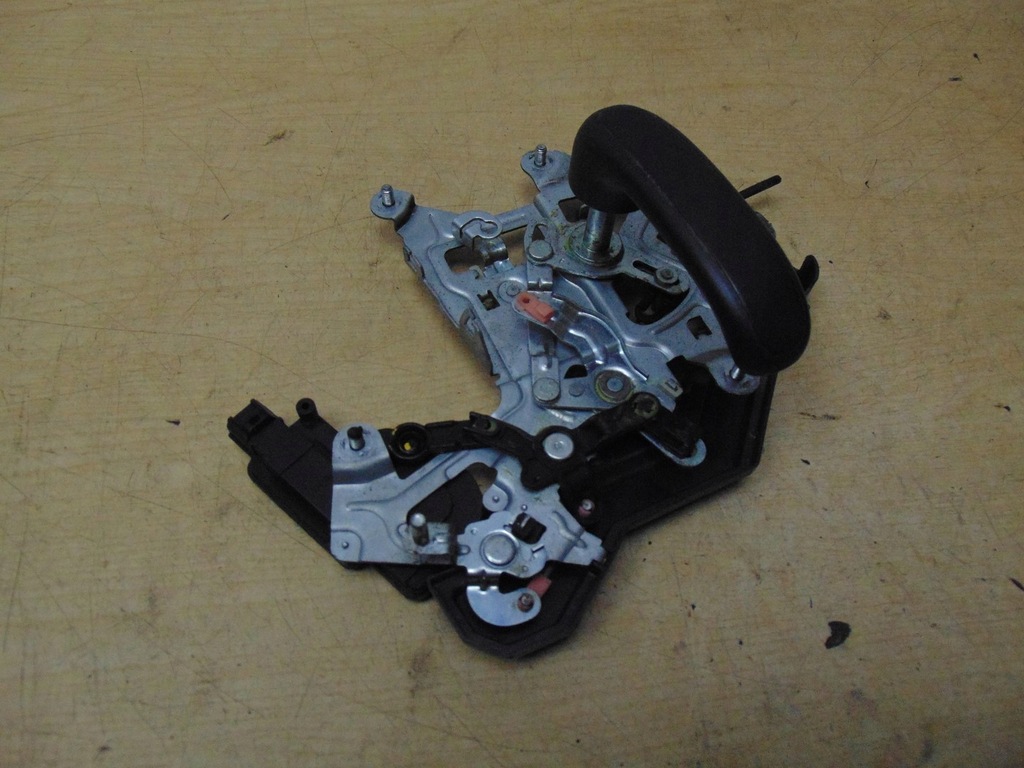 фото №7, Замок дверь раздвижных боковых правый hyundai h1 2007