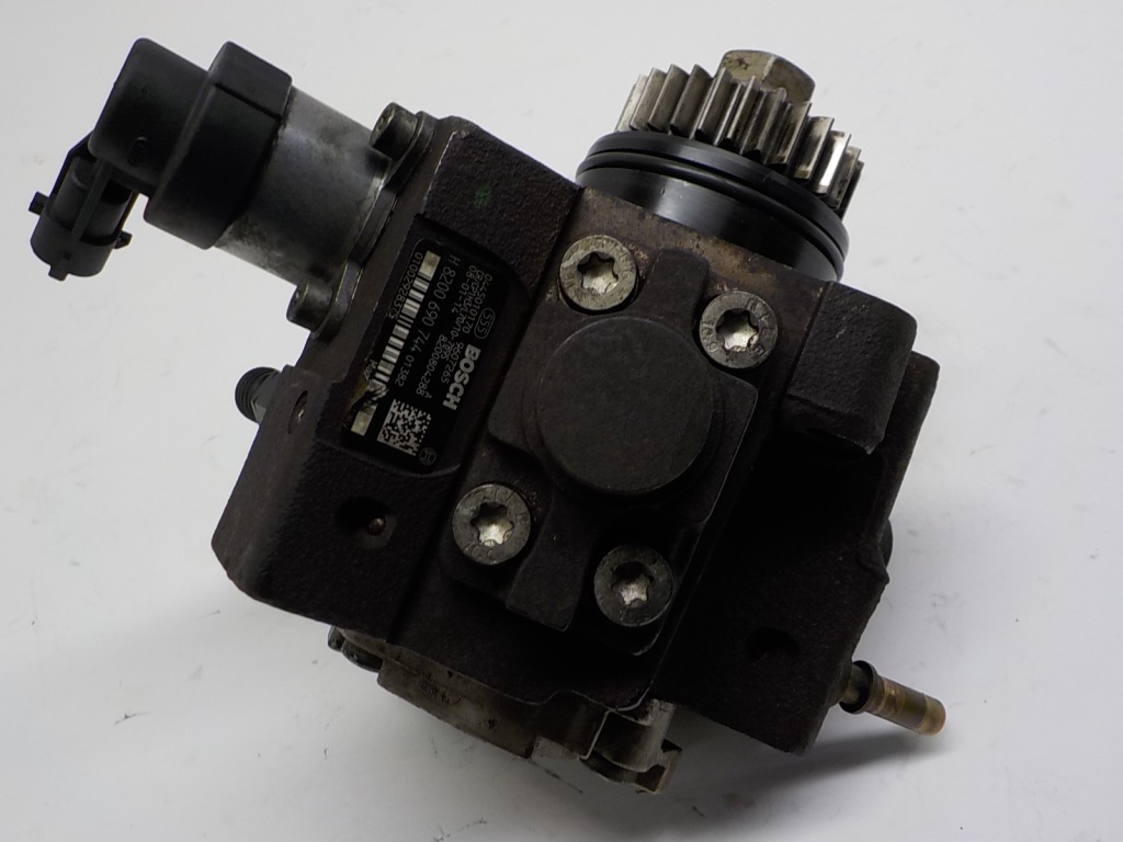 Купить Renault 2.0 dci cdti m9r насос впрыскная bosch 170