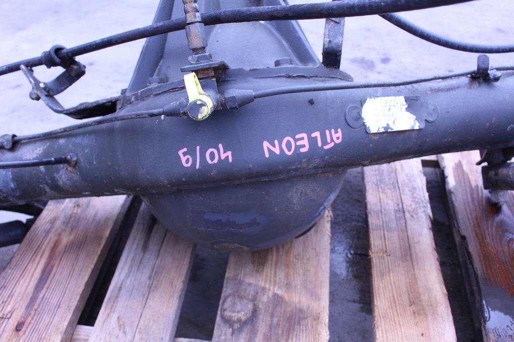 фото №7, Балка підвіска задня міст nissan atleon 40/9