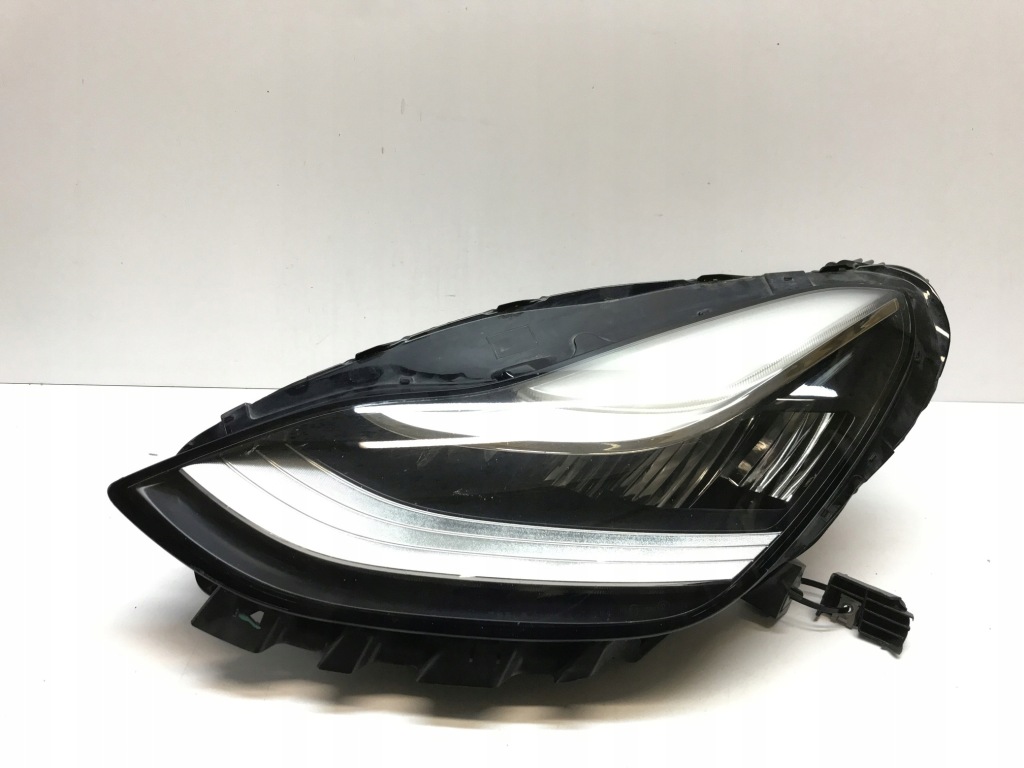 Купити Tesla model 3 фара лівий перед led 1077375-00-c