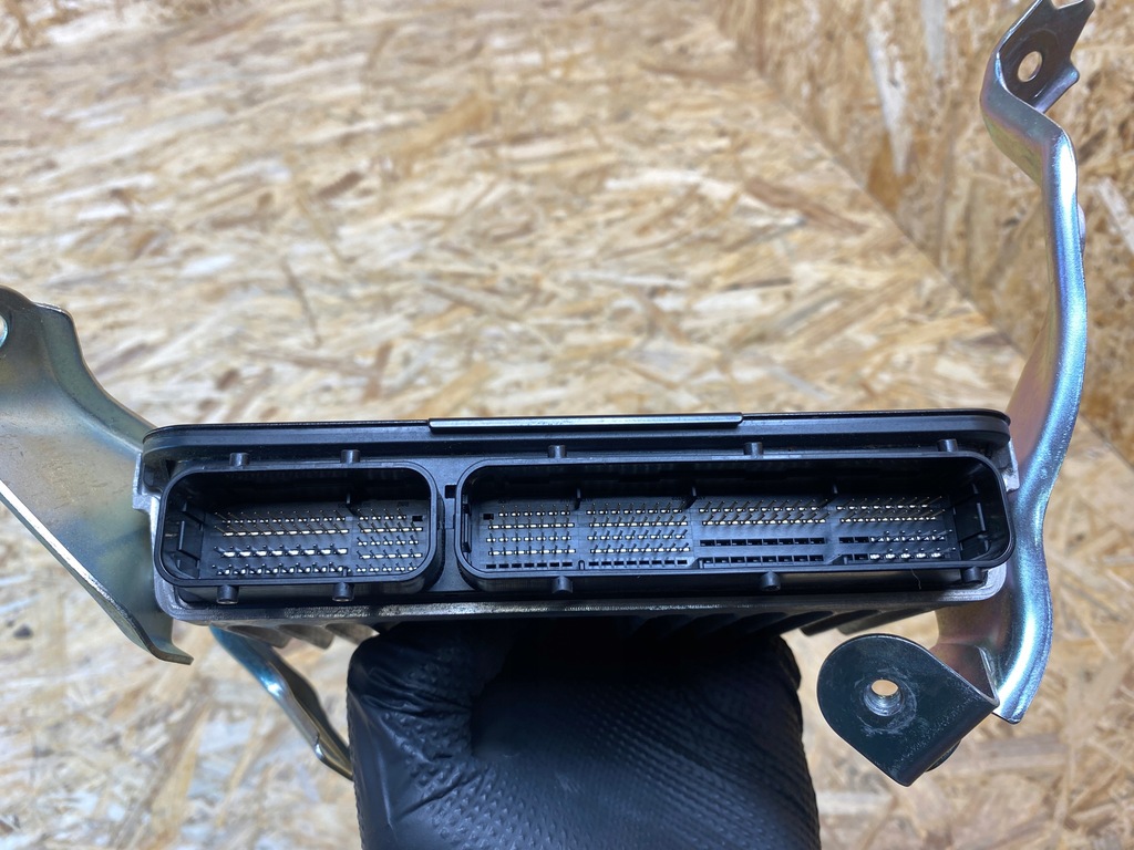 фото №10, Бортовой компьютер блок управления двигателя ecu toyota c-hr chr 1.8h cvt 89661-f4550