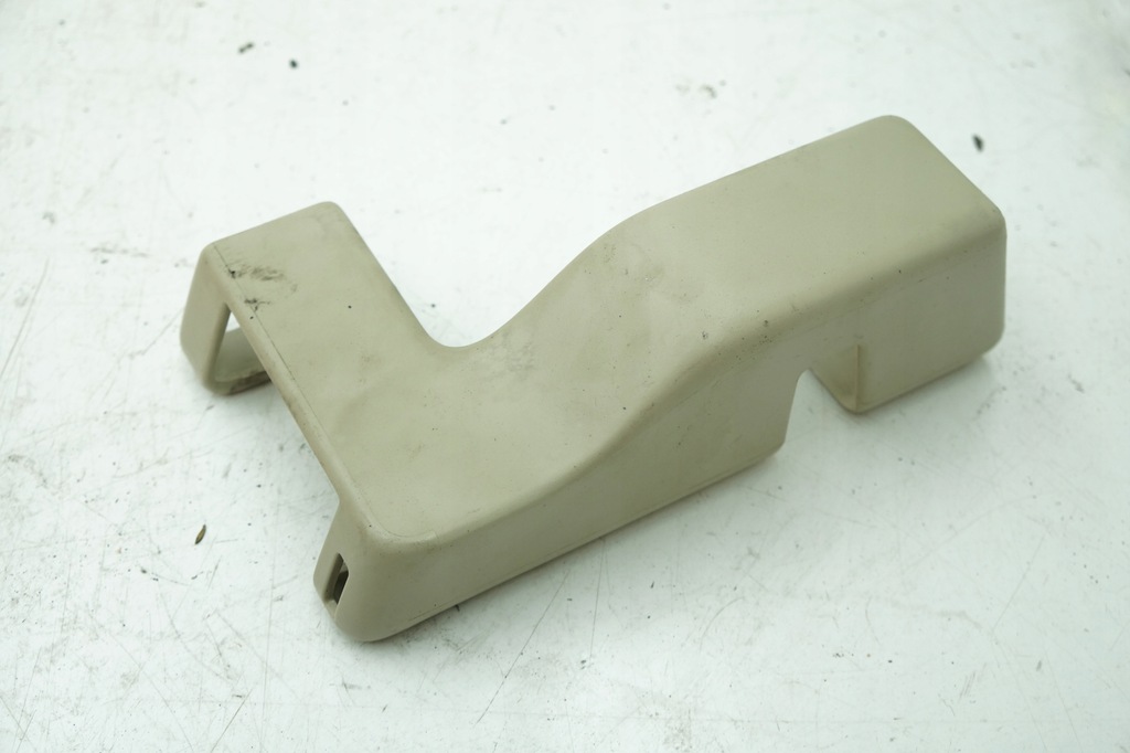 фото №1, Volvo xc60 защита замка сиденье задняя 30761358