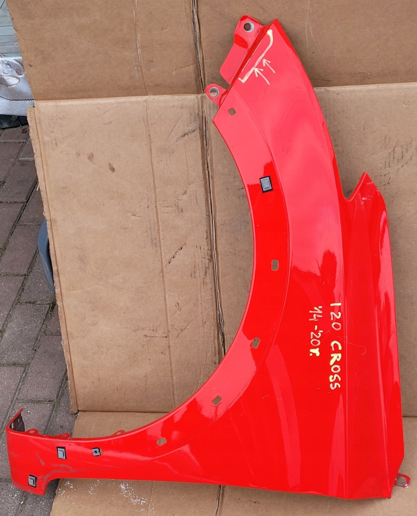 фото №1, Hyudai i20 cross activ 15-20 крила лівий