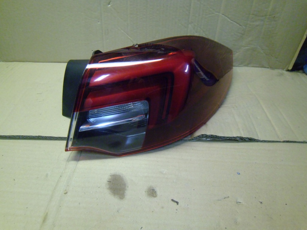 Купить Opel insignia b 2 hb 17-22 led фара задняя правый  39125832