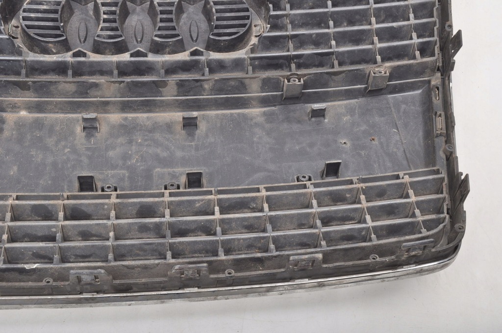 Audi a3 8p решётка радиатора решётка радиатора решётка радиатора бампера 8p4853651 с Разборки