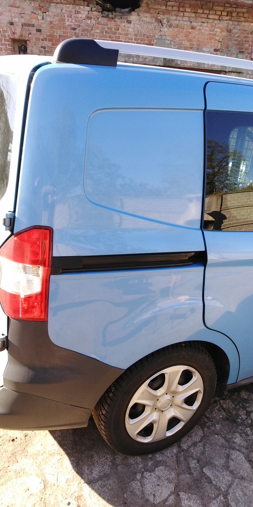 фото №1, Transit courier крыло четверть правый задняя 15r