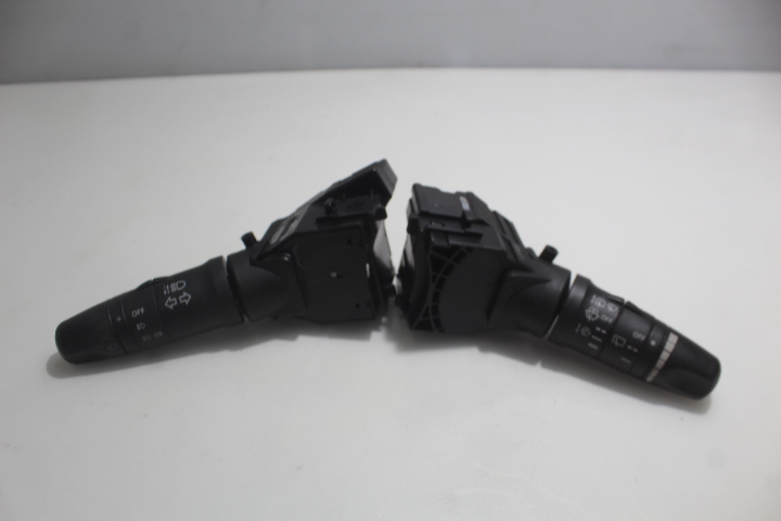 фото №3, Переключатель комбинированный света primera p12 1.8