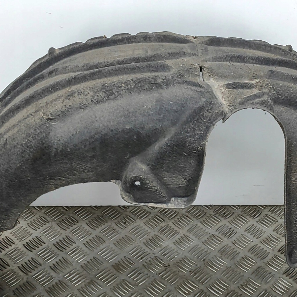 фото №6, Audi rs3 8y 2022 правая сторона подкрылок задние