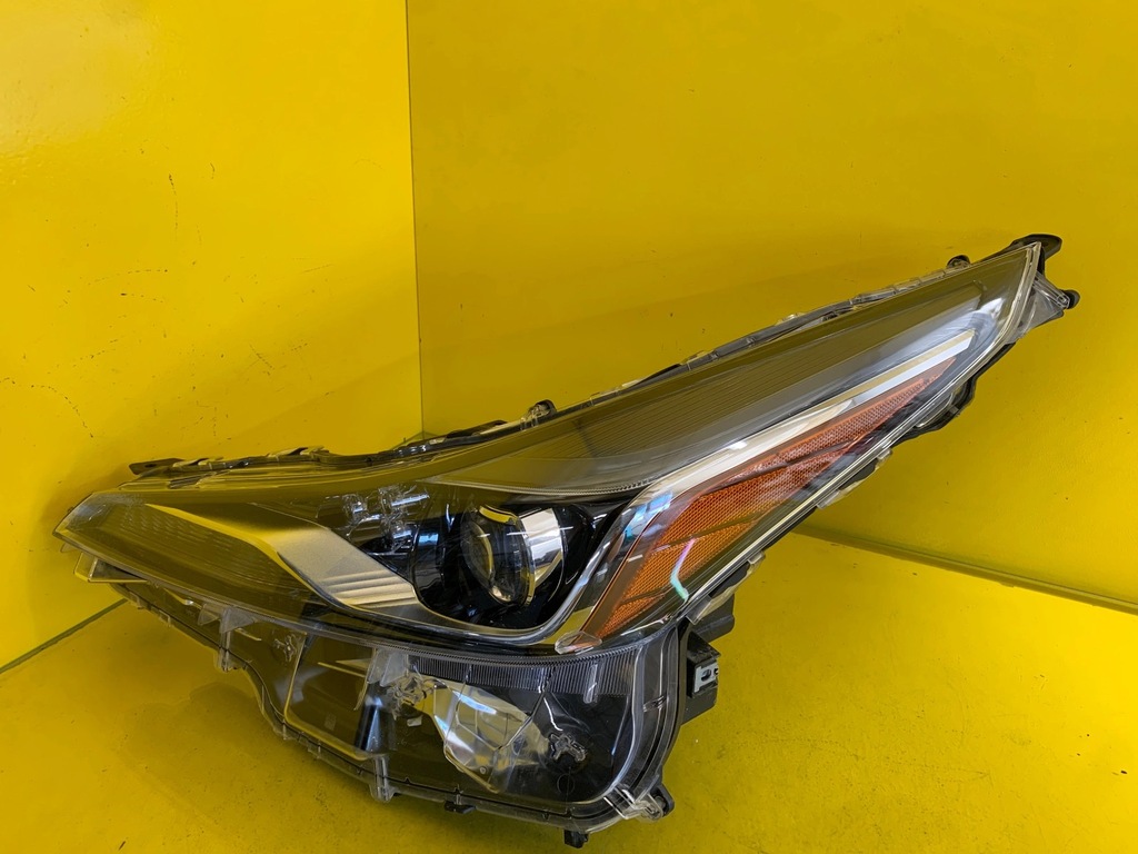 фото №1, Лампа левая toyota prius 2019- full led usa