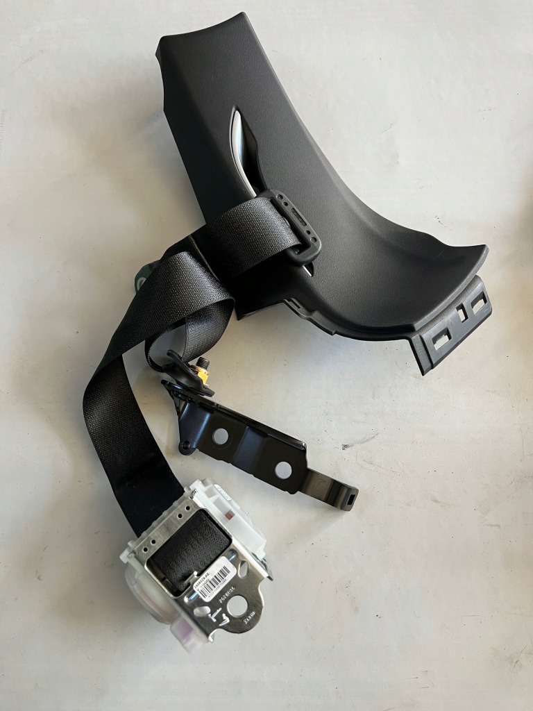 Купити Tesla s lift ремінь безпеки задній задній лівий 2456529-ae