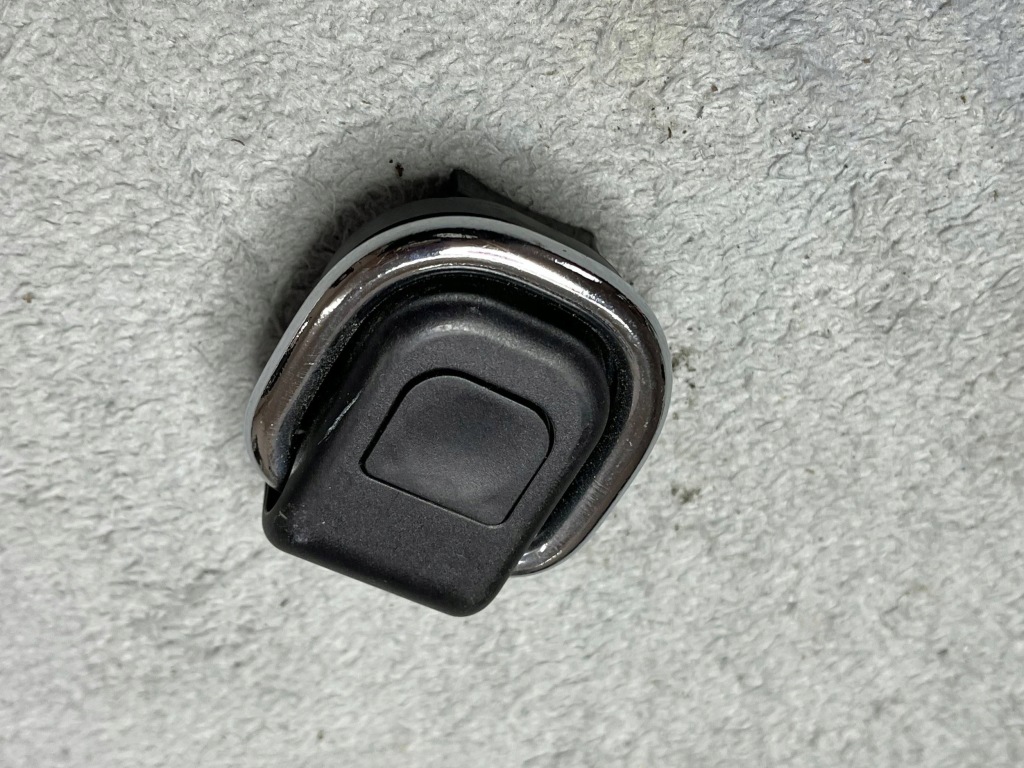 Купить Ушко крепёжные bmw f25 51477146024