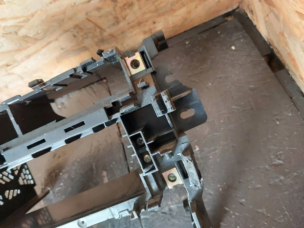 фото №6, Рамка радіо консолі центральної audi a4 b5 8d lift 8d0858005m