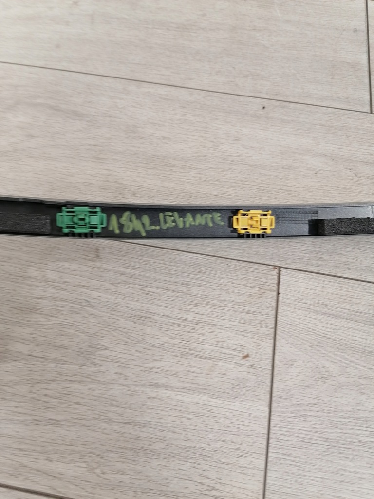 фото №8, Maserati levante молдинг кровельная левая 670098394