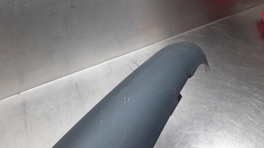 фото №8, Накладка бампера задняя левая 30809260 volvo s40 v40 00-04r