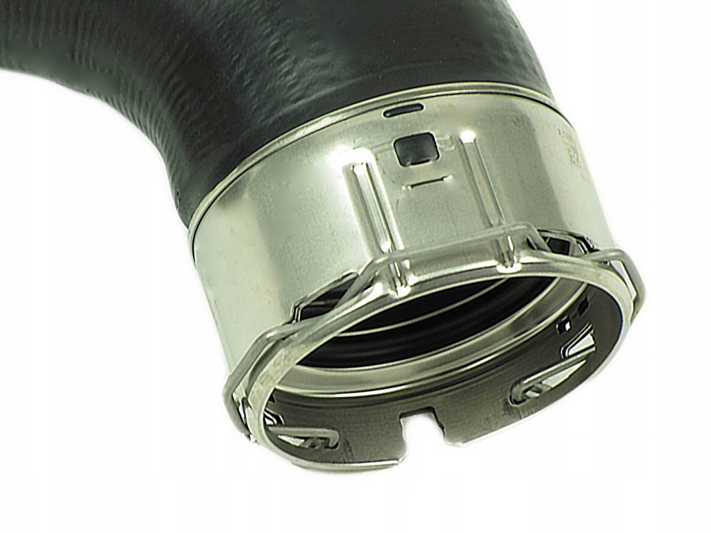 Труба turbo renault megane iii 1.4 tce 8200860017 Недорого