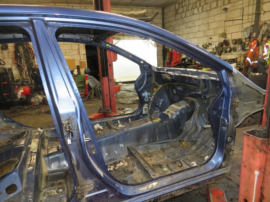 фото №1, Поріг блок двигуна правий bok subaru xv