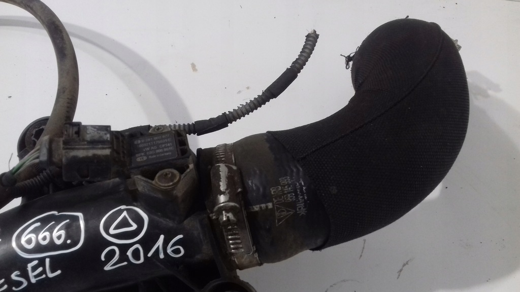 фото №3, Porsche macan труба інтеркулер 8k0145673