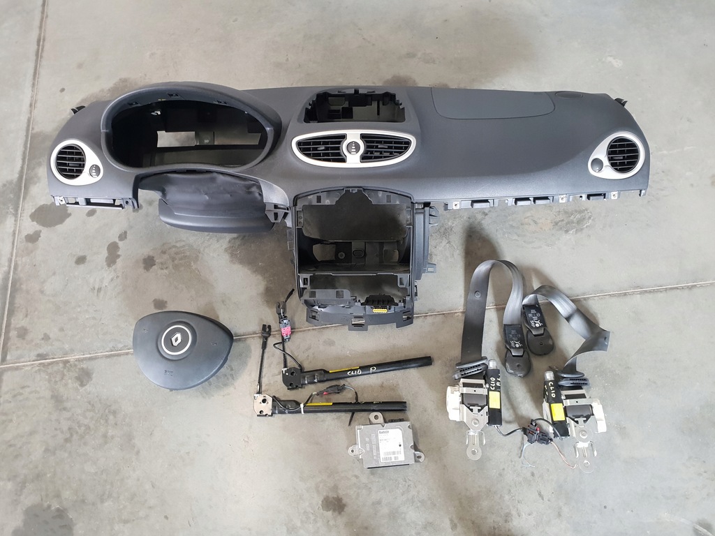 фото №1, Renault clio iii lift air bag подушка ремни приборная панель