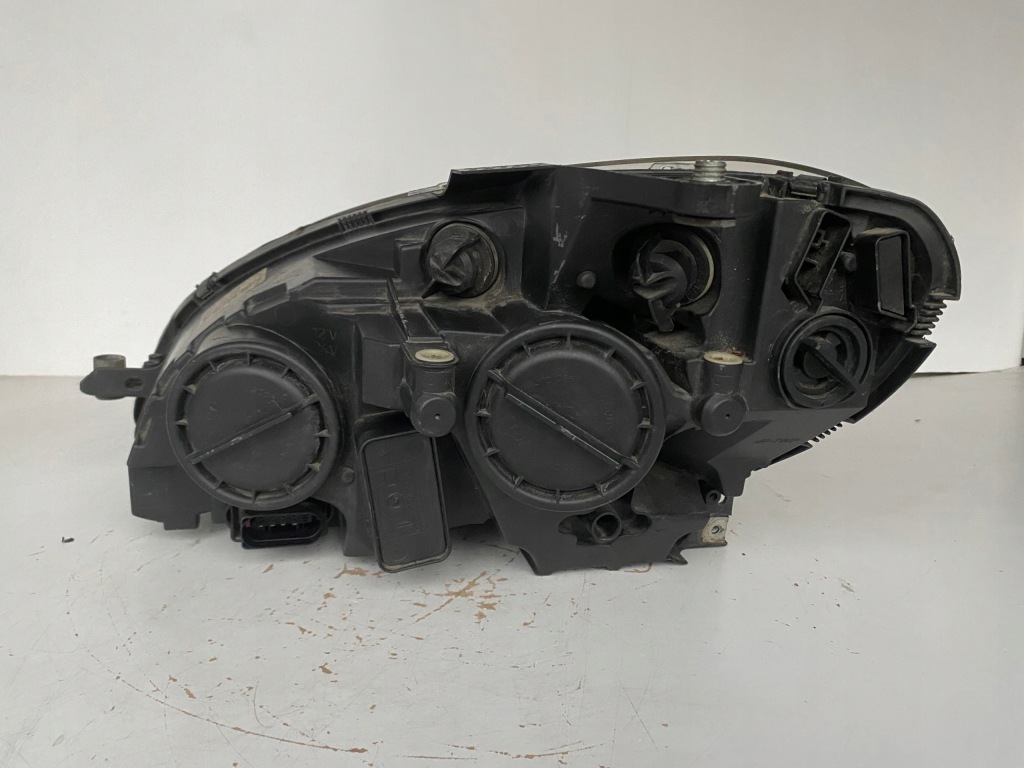 фото №6, Лампа правая фара mercedes c-klasa w204 07-10
