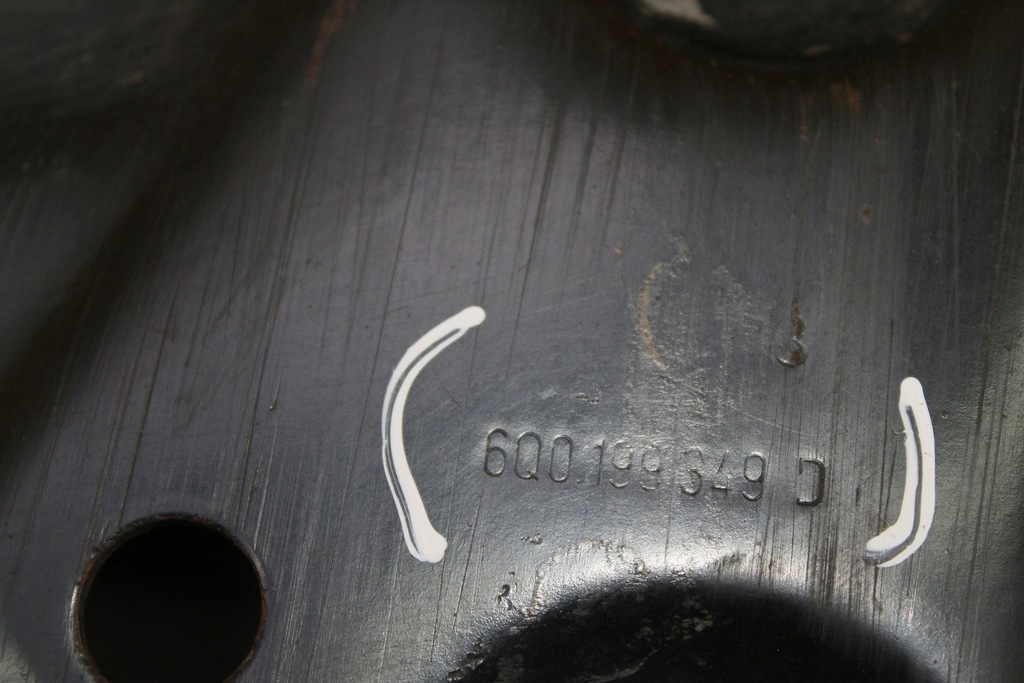 фото №5, Поперечина подрамник подрамник 1.6 16v roomster 6q0199349d