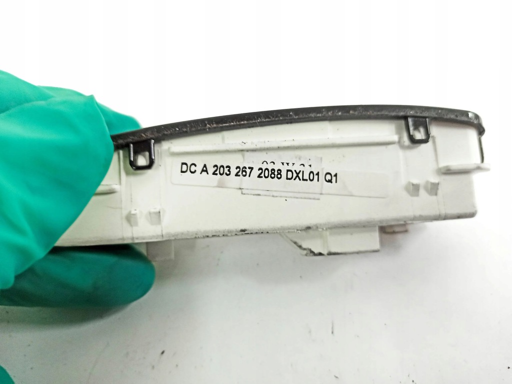 фото №12, Mercedes-benz clk a209 c209 2003 панелі керування, перемикачі