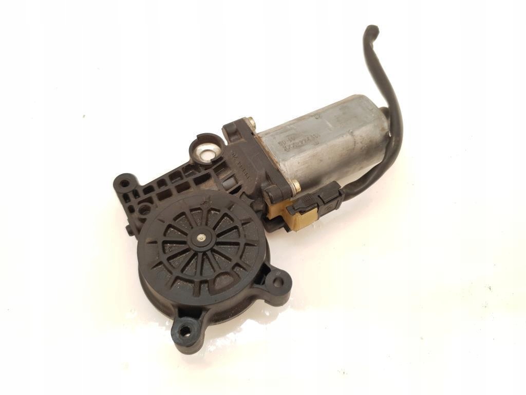 фото №1, Моторчик стекло правый перед mercedes a w168