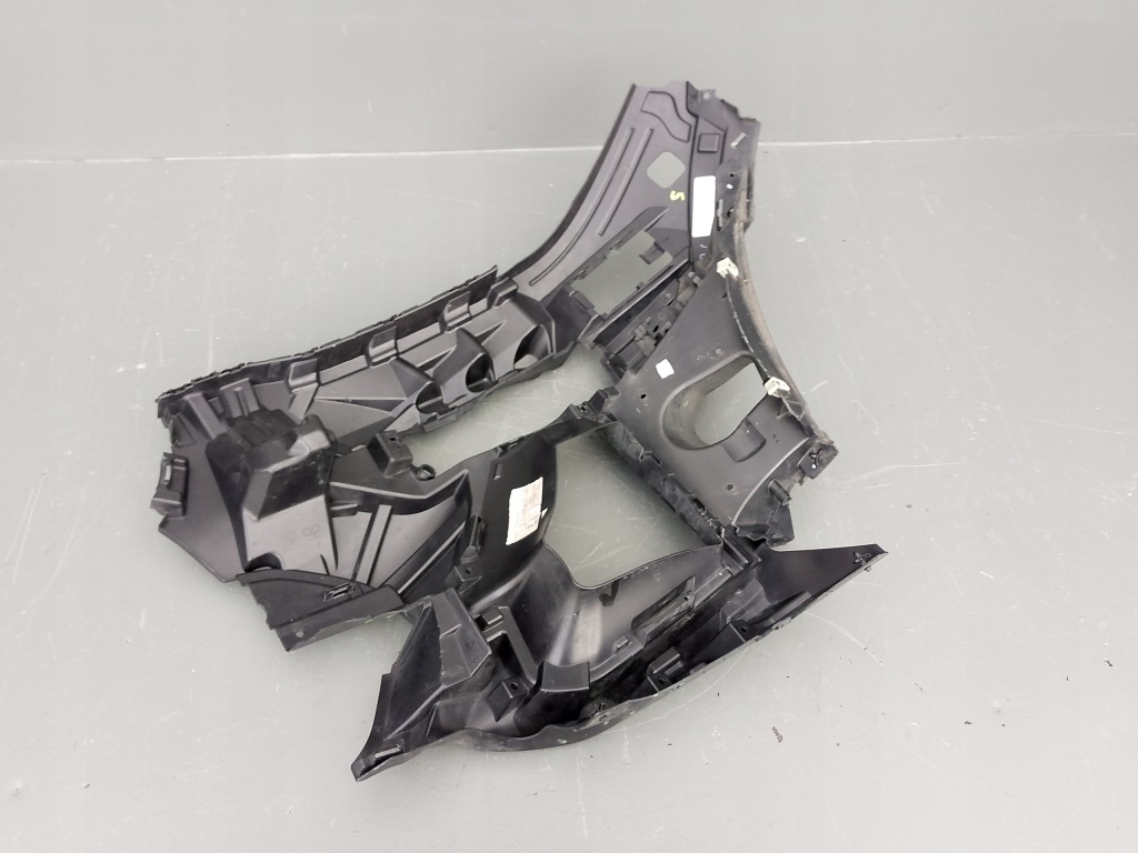 фото №9, Bmw x7 g07 m-pakiet 18- направляющая бампера кронштейн лампы правый перед 8069892 ÷