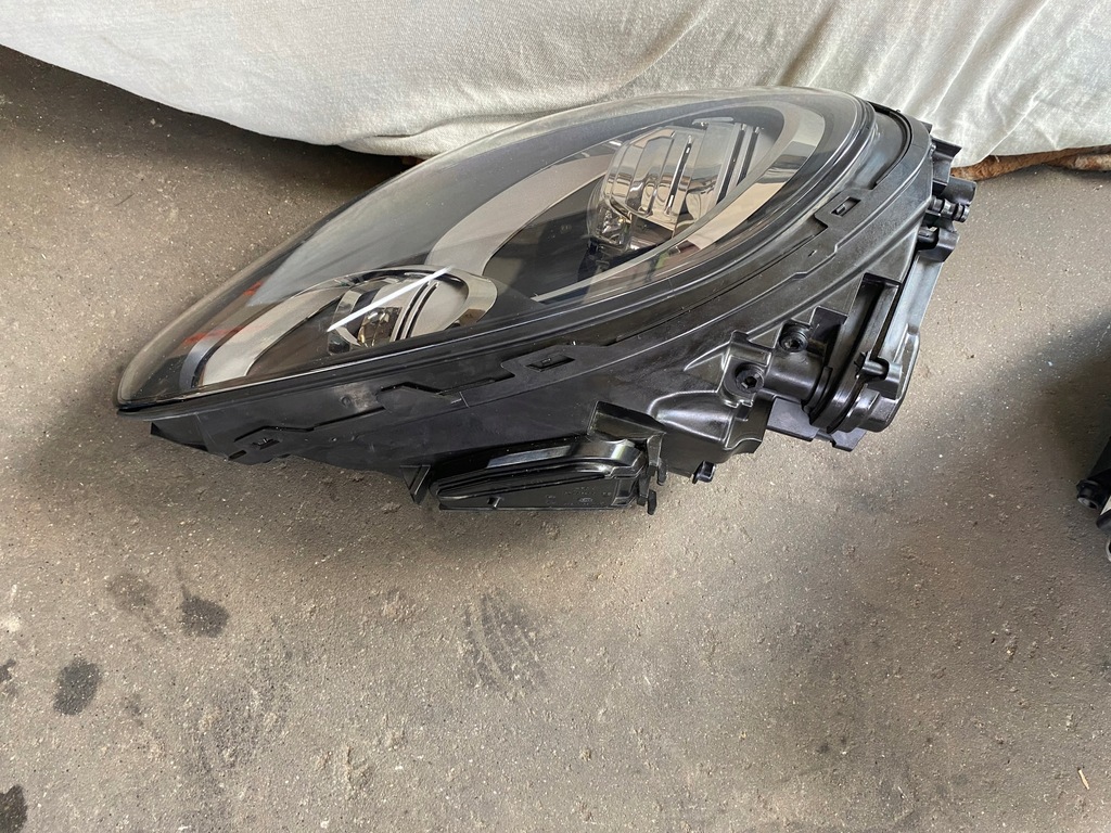 фото №6, Porsche cayenne 7p5 gts lift лампы ксенон комплект