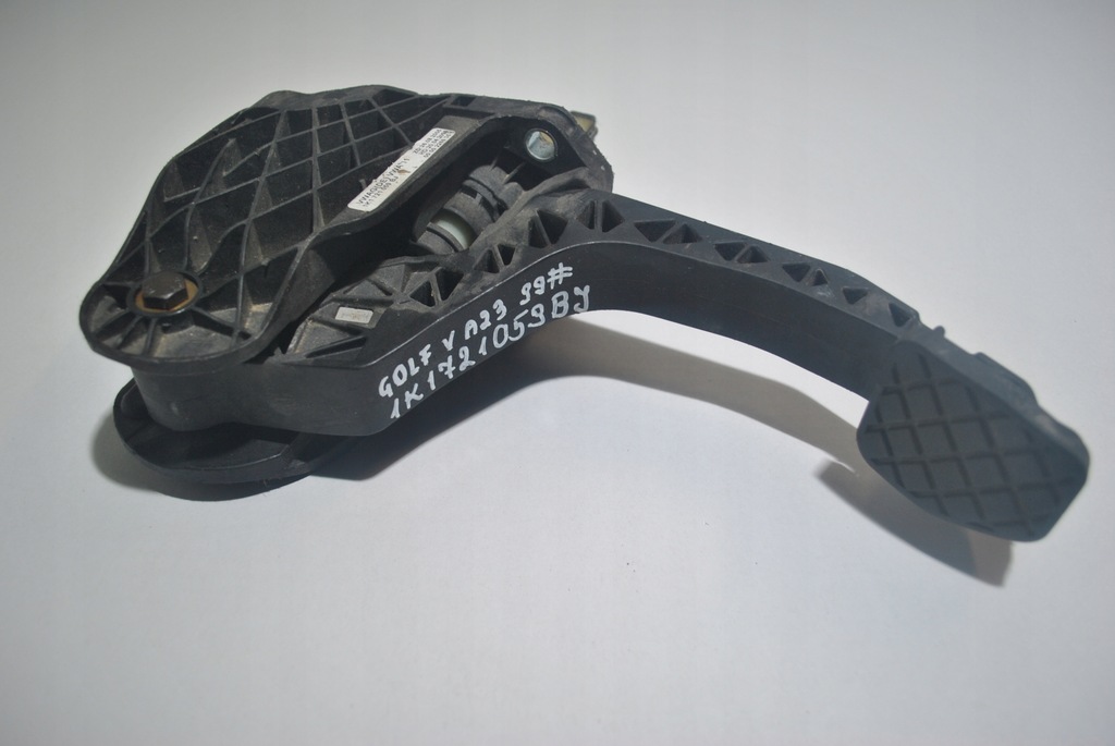 фото №1, Педаль skrzęgła vw golf v 1k1721059bj