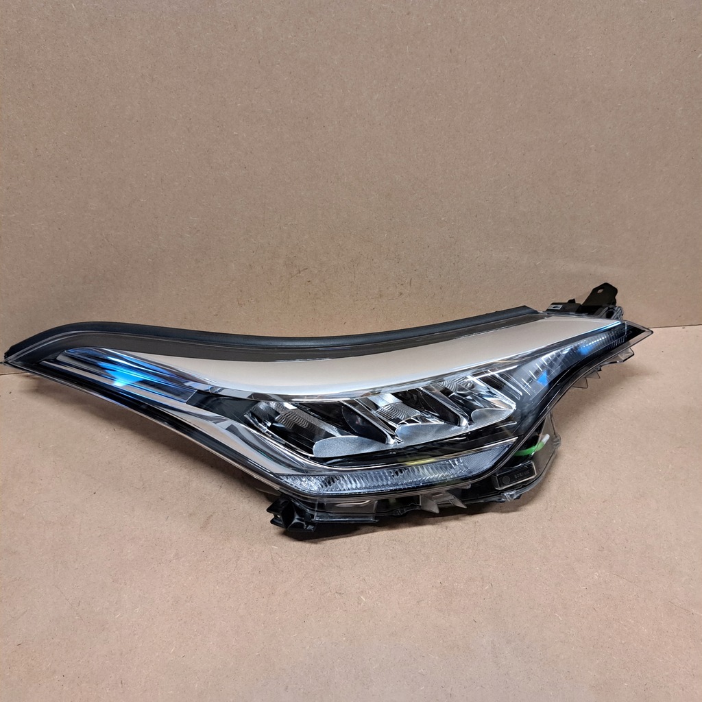 фото №1, Toyota chr ch-r lift лампа фара full led правый europa 81110f4180