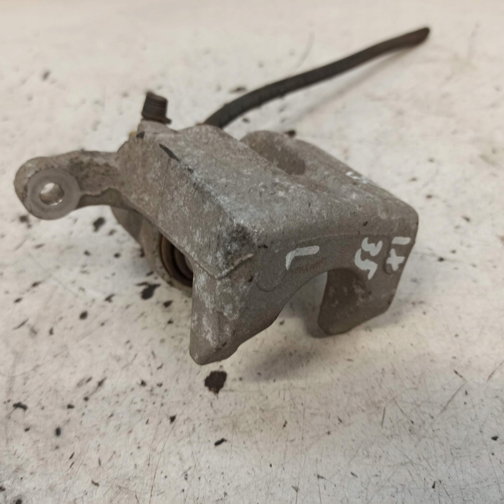 фото №7, Hyundai ix35 суппорт тормоза левый nowe 58210-2y310