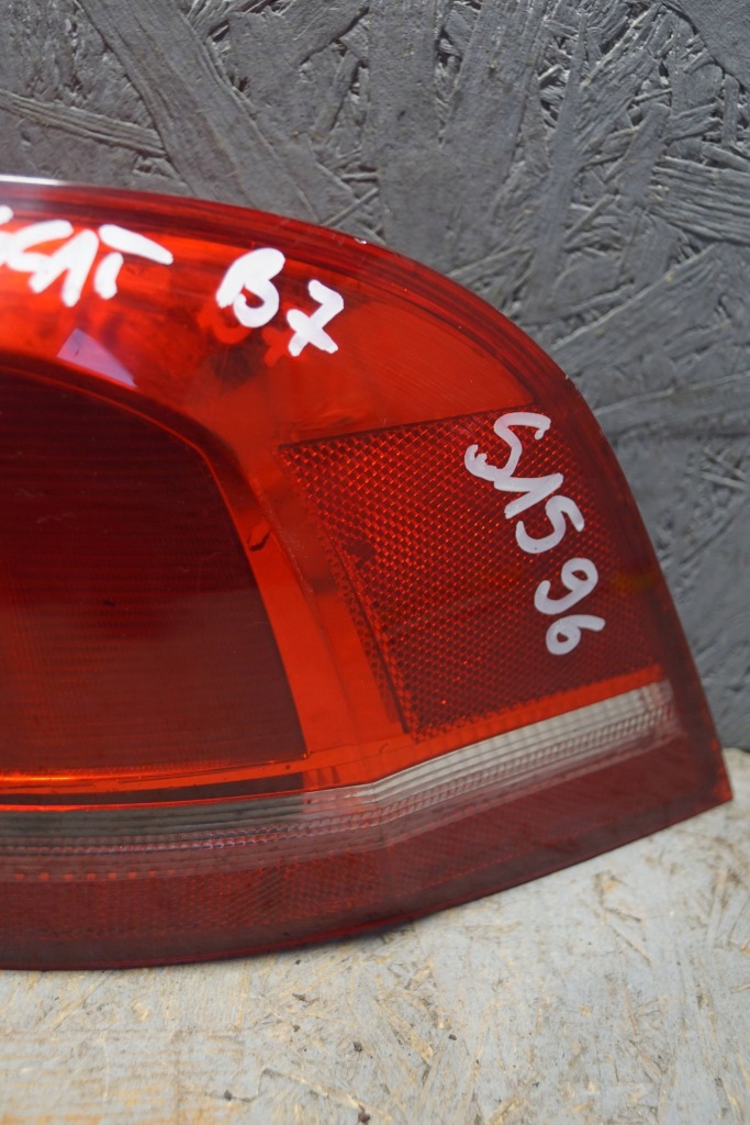фото №8, Vw passat b7 лампа правый задняя s1596