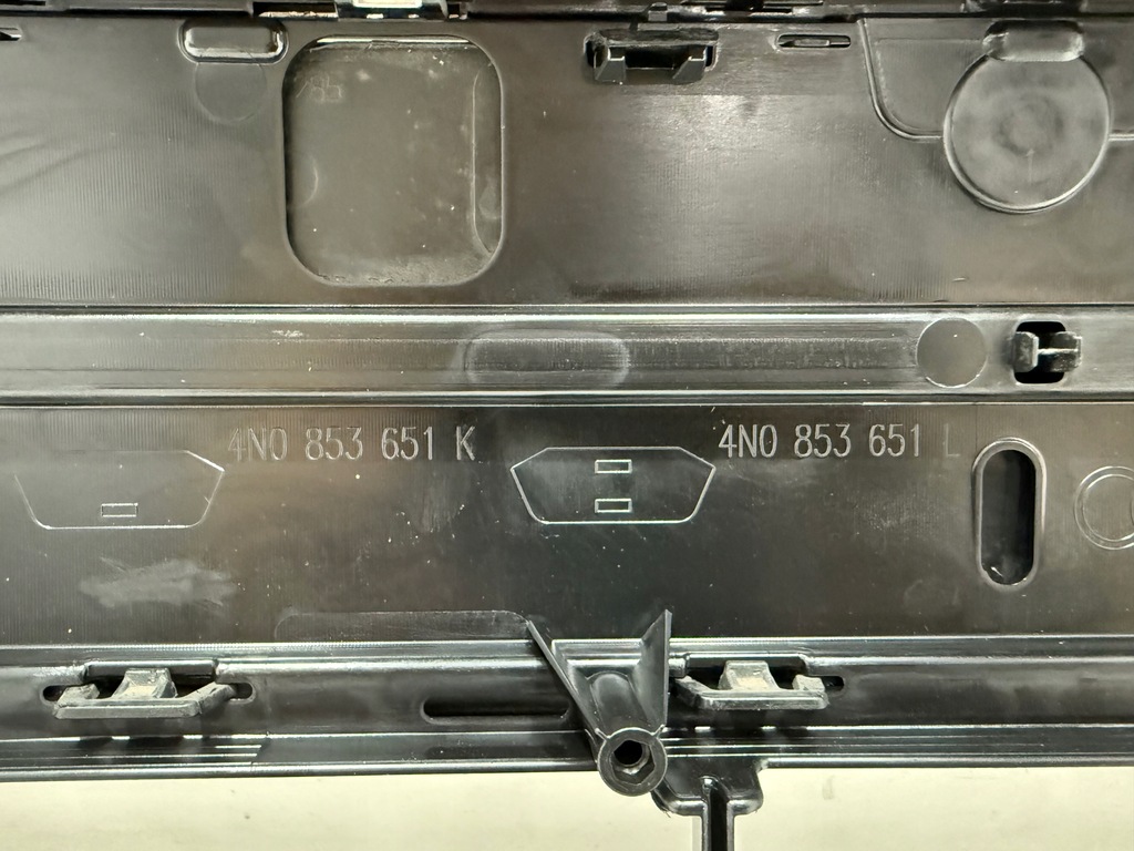 фото №11, Audi a8 d5 решётка радиатора решётка радиатора бампера перед идеальное состояние