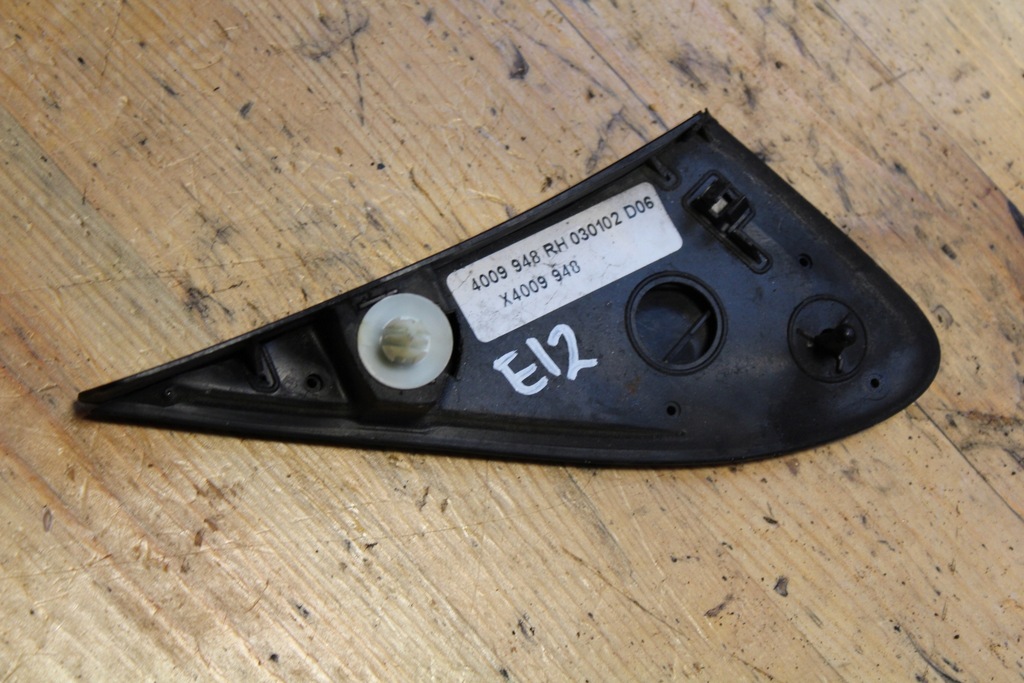 фото №12, Заглушка крыла правая corolla e12 60117-02020