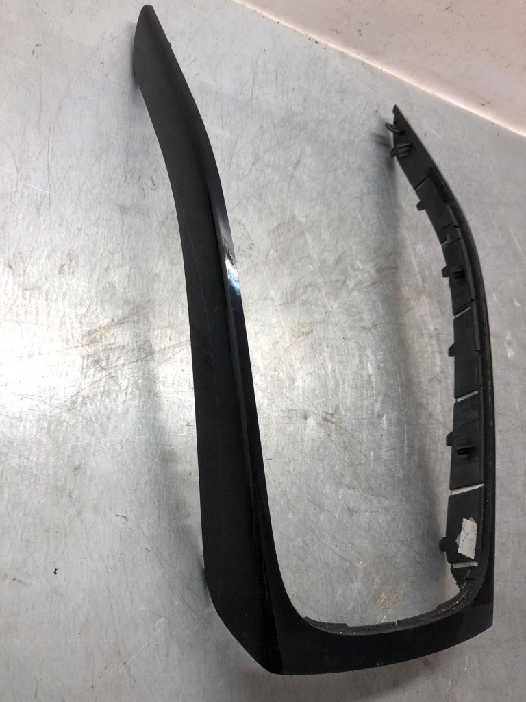 фото №11, Декоры дверь туннель piano black 1lq s-line a5 sportback lift 08-15