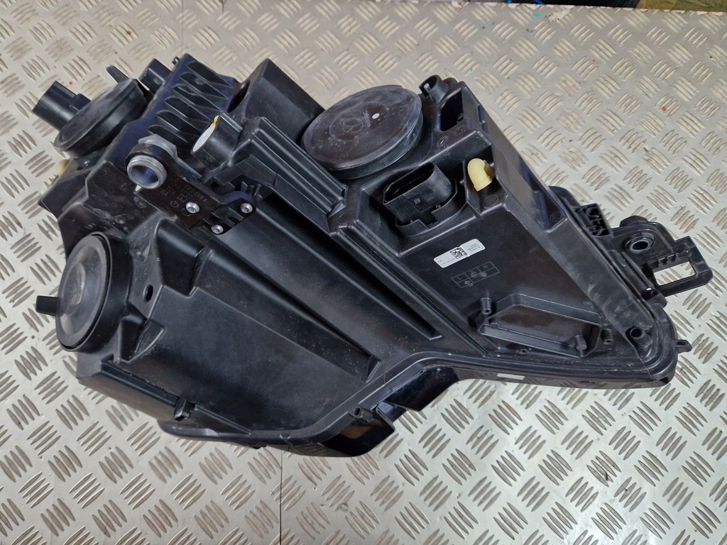 фото №10, Лампа левая lub передняя обычная skoda karoq 2017r-