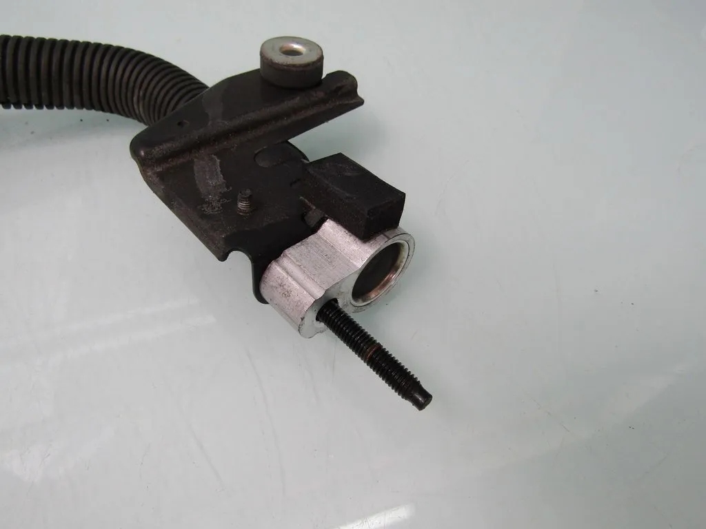 фото №3, Is iii 300h 2.5 14r трубка шланг кондиціонера wąż