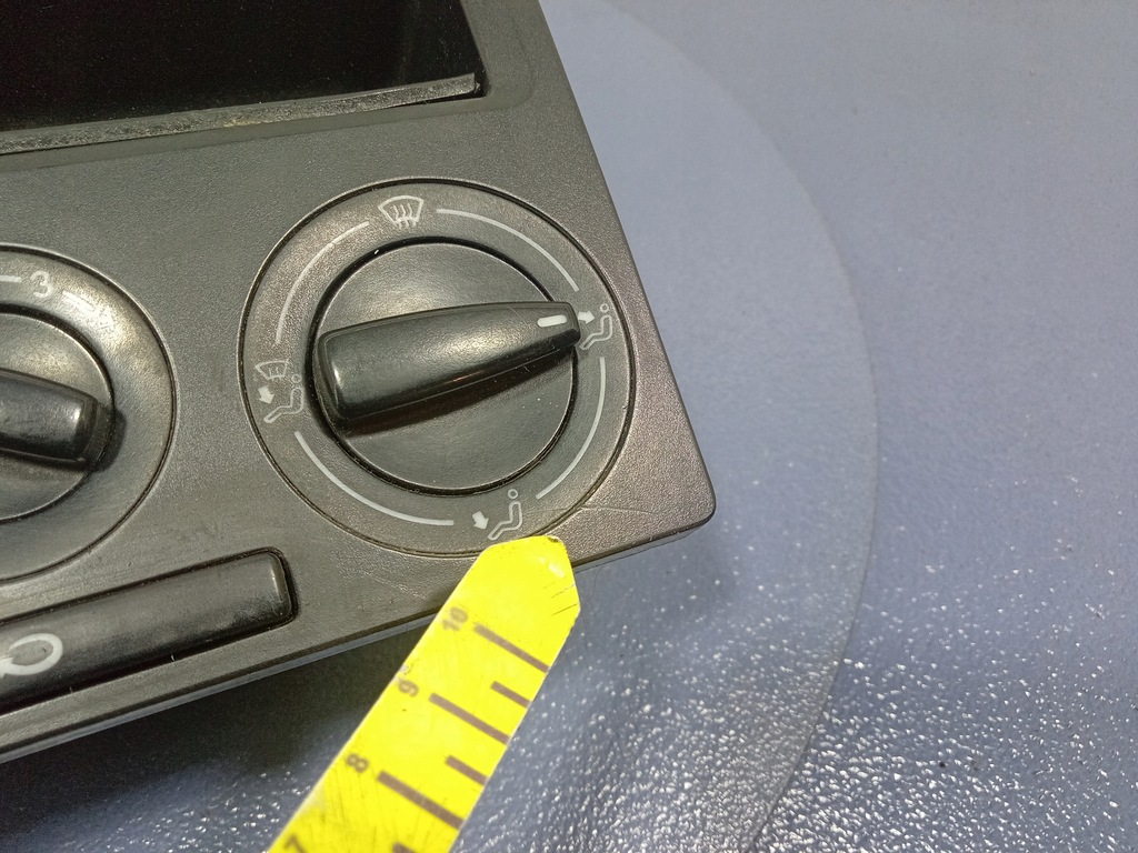 фото №5, Volkswagen t4 перемикач обдув 7d1819075h