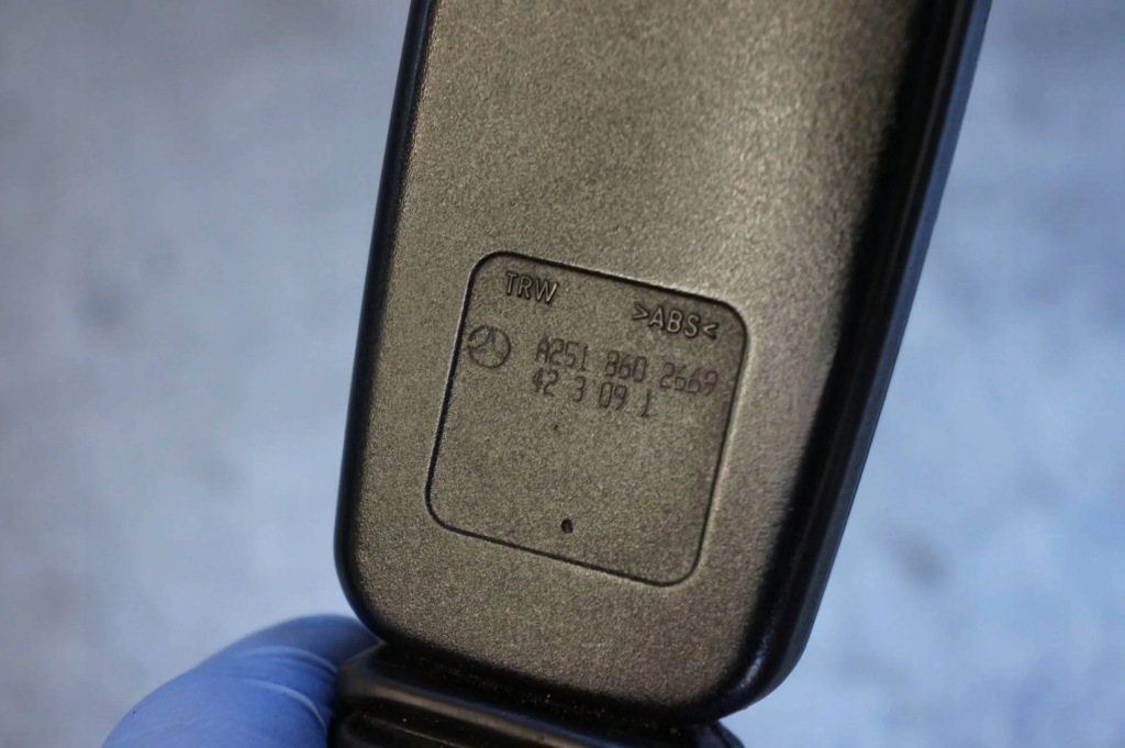 фото №6, Пряжка клипса натяжитель поперечина патрон правый перед mercedes r w251