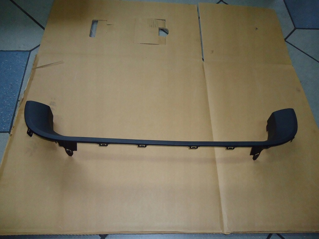 фото №1, Молдинг бампера volkswagen crafter заглушка решётка радиатора