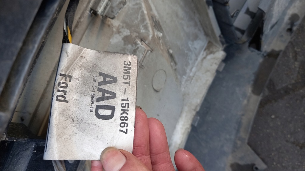 фото №15, Бампер перед ford c-max 3m51-r17757