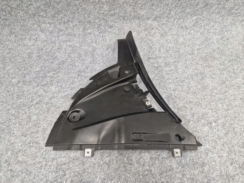 фото №1, Porsche macan 95b 95b825101fosłona подкрылок левый перед оригинал