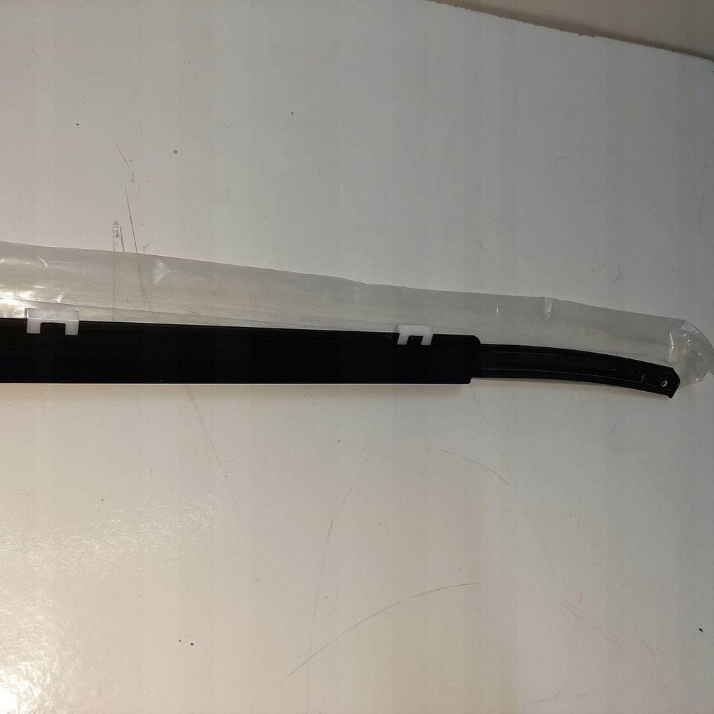 фото №7, Hyundai santa fe iii молдинг ущільнювач перед сторона права