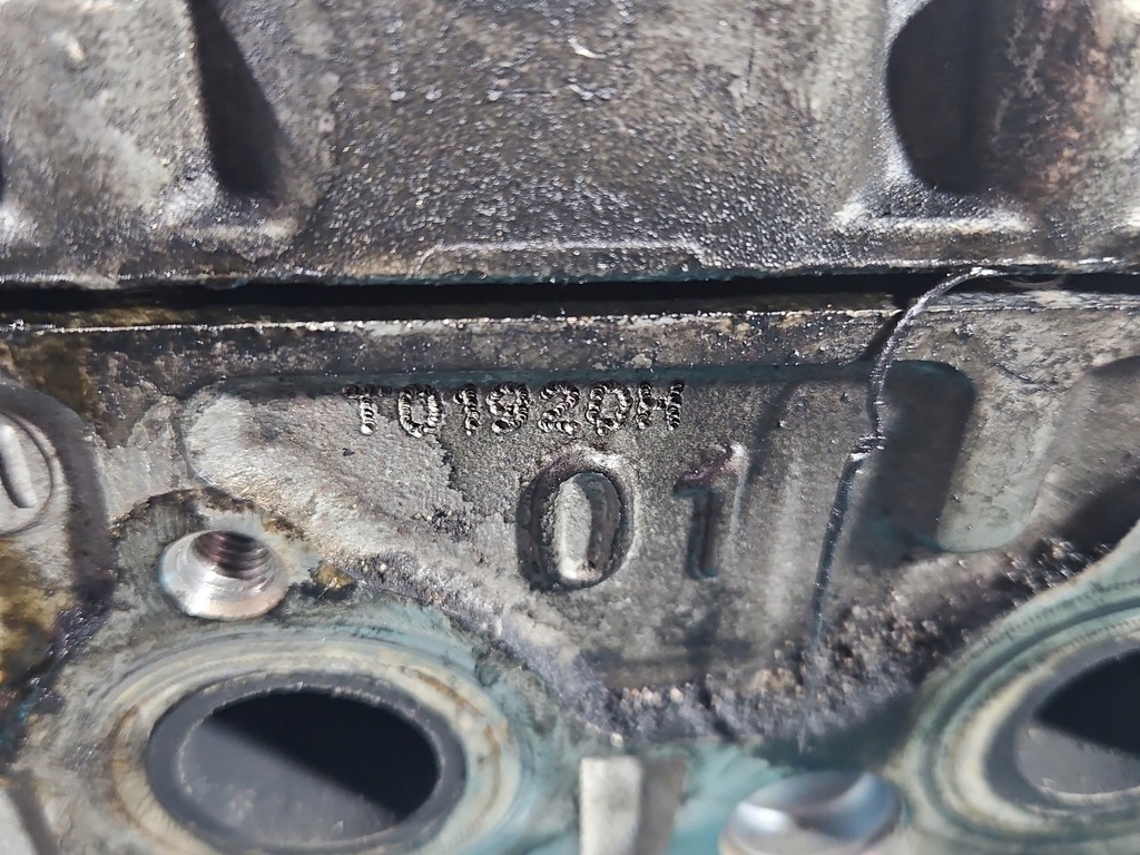 фото №15, Головка citroen ds3 10-16 9h06, 9hp 1.6 hdi 92km